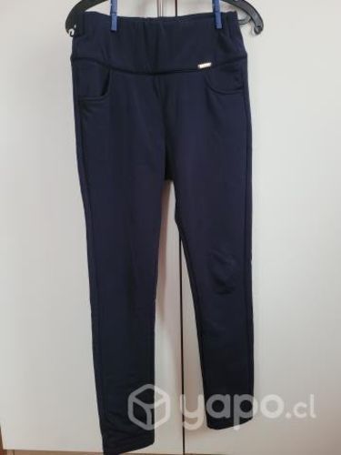 Pantalón azul con forro