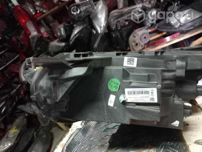 Optico derecho Dodge Ram 700 Led ORIGINAL