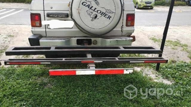 Porta moto para enganche americano