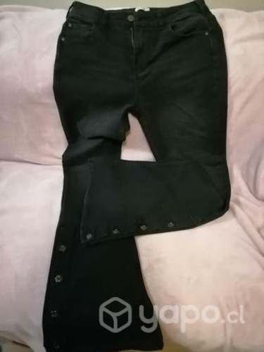 Jeans umbrale talla 38 a 40 semi elasticado.
