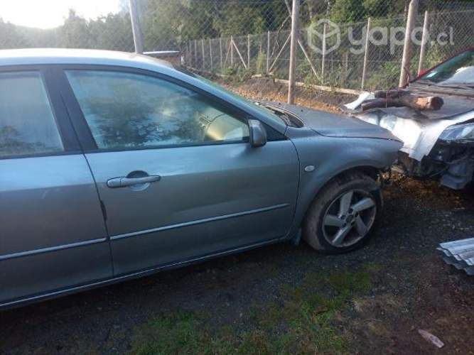 Puertas mazda 6 2004