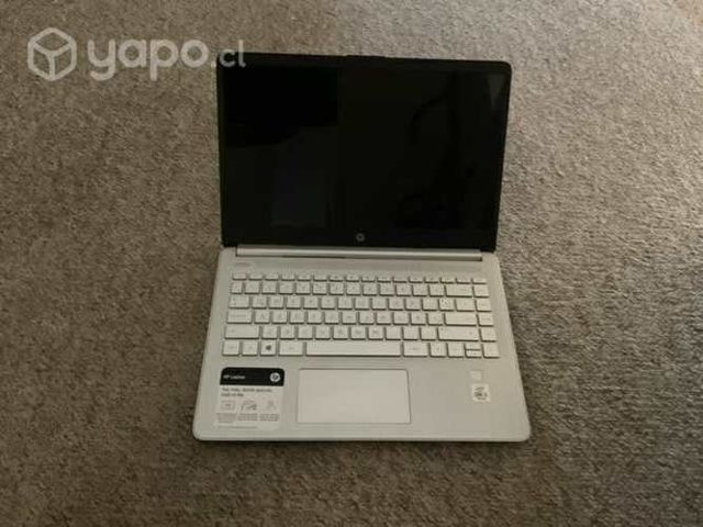 Computador HP + cable de carga