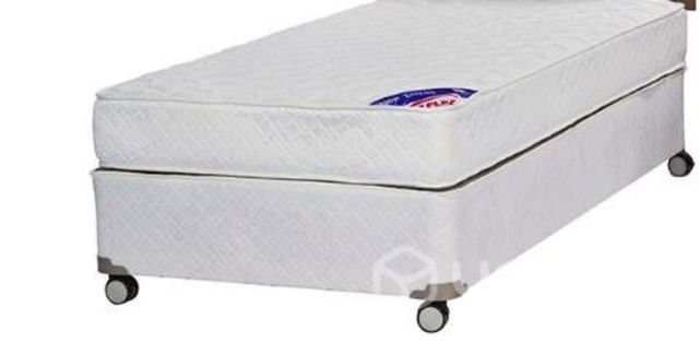 Oferta,   cama plaza y media con respaldo