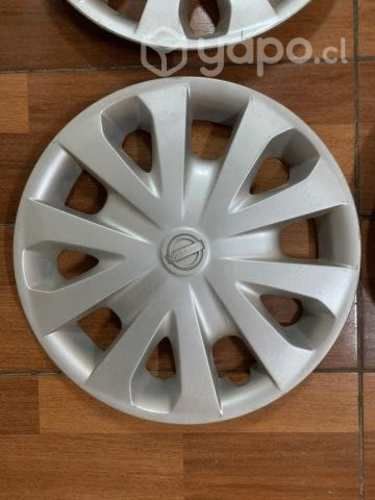 Tapas de rueda nissan aro 15 originales