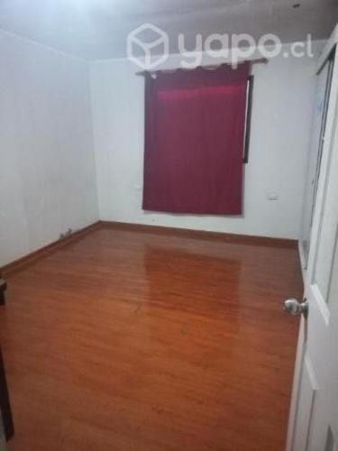 Arriendo pieza grande