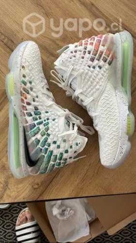 Nike lebron