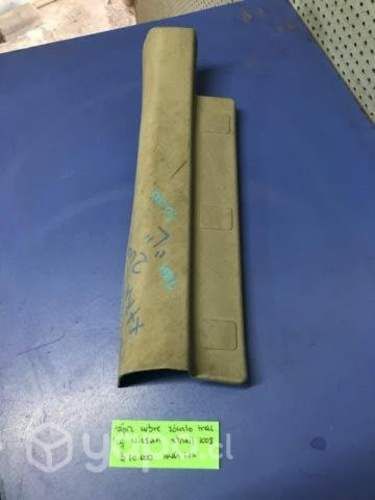 Cubre zocalo tras izq Nissan Xtrail 2002-2011