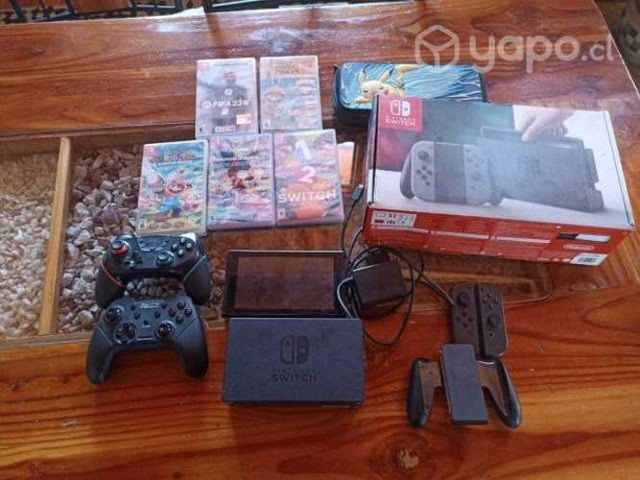 Consola Nintendo swich con 5 juegos