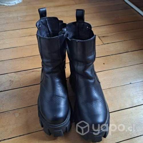 Botines Exotica en muy buen estado