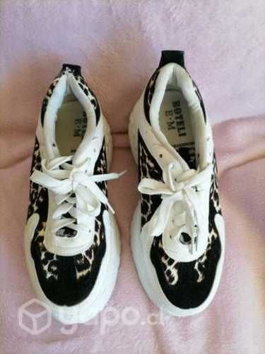 Zapatillas número 38