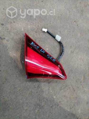 Foco izquierdo portalon nissan kicks original