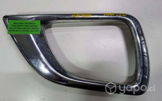 Moldura Izq Neblinero Parachoque Delantero Nissan