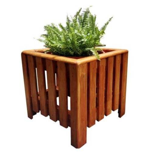 Porta macetero de madera