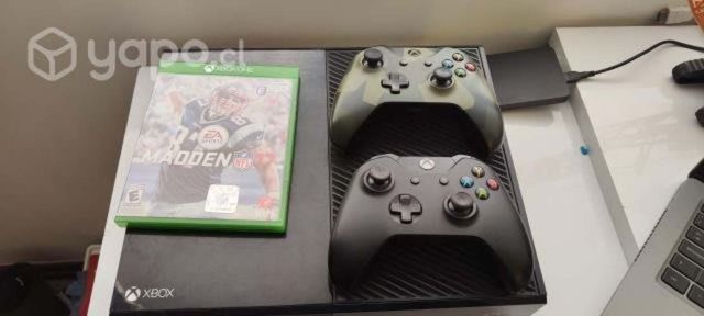 XBOX one 500 GB 2 controles, DD 2TB, juegos
