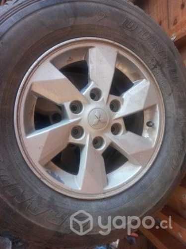 Llantas l200