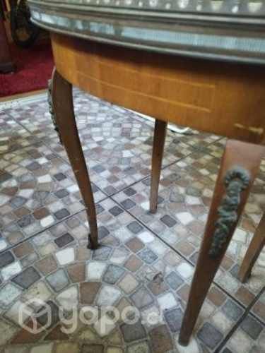 Mesa lateral Antigua de mármol