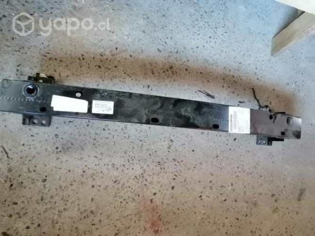 Refuerzo Toyota auris