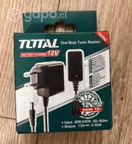 Cargador Marca Total 12V