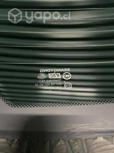 Luneta trasera SSANGYONG KORANDO 2015