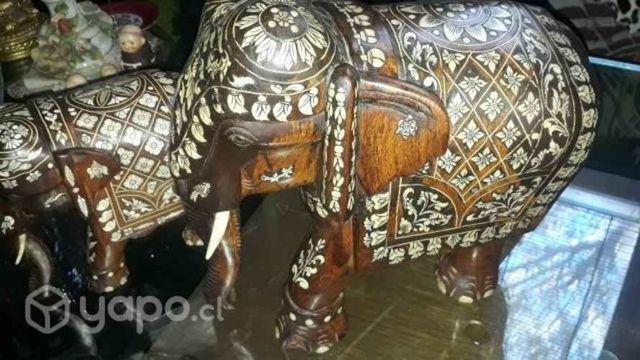 Antiguos elefantes madera y nacar de la india