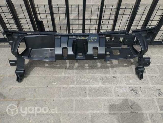 Cubre frontal Peugeot 3008 2017 2022 nuevo origina