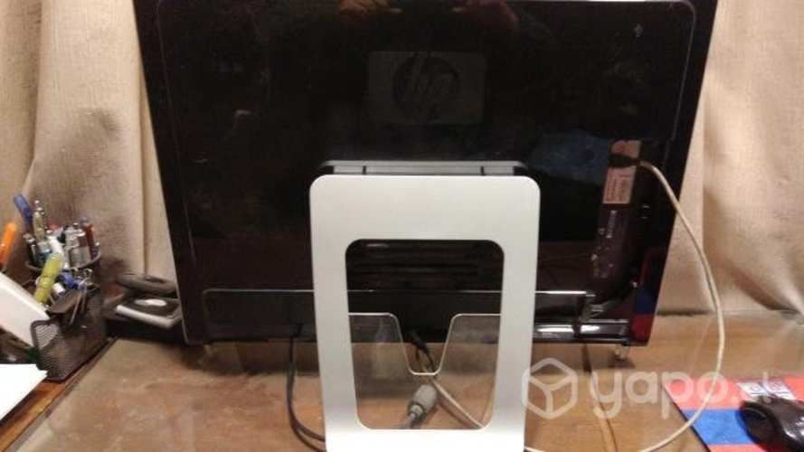 HP Touchsmart IQ 500 22&quot;