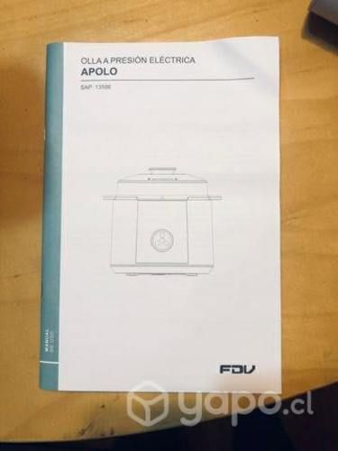 Olla a presión nueva 5.5 litros marca Apolo