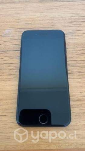 IPhone SE 2022 3ra generación 1 año de uso