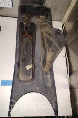 Consola Central Piso (THD224) Toyota Hilux Revo