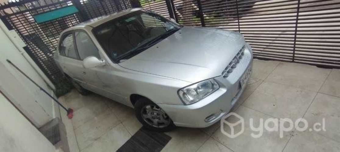 Hyundai accent 2002 excelente estado