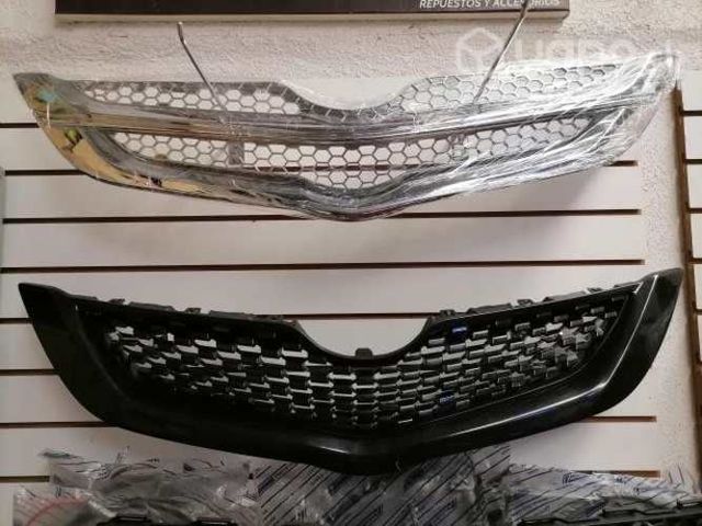 Mascara cromada tunning yaris 2006-2013