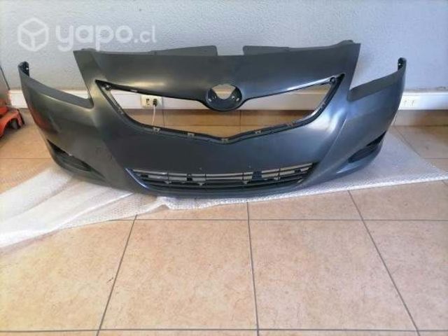 Toyota new yaris parachoque