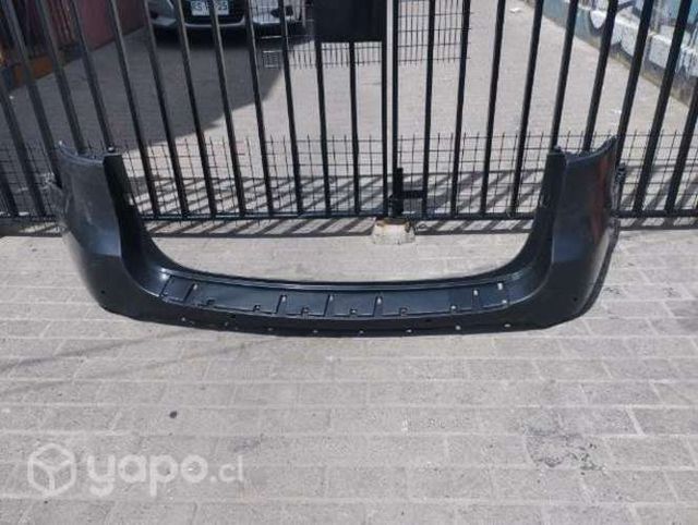 Parachoque trasero Kia gran carnaval 2016 nuevo