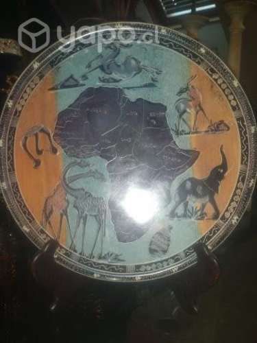 Antiguo plato de cerámica mapa áfrica original