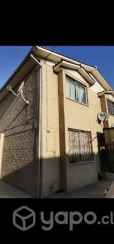 Se comparte casa en condominio cerrado y tranquilo