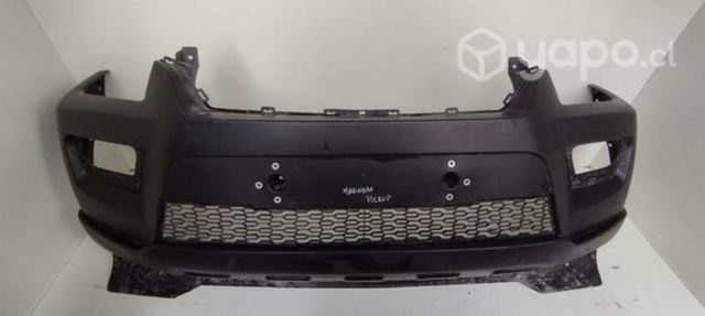 Parachoque Mahindra pickup