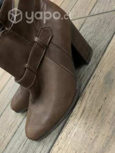 Otras cortas 100% cuero