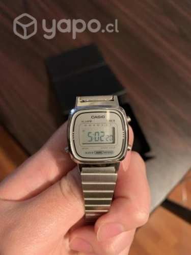 Reloj Casio Vintage LA670WA-7DF Plateado