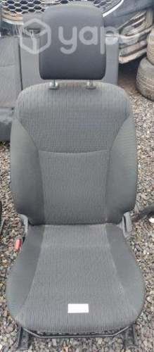 Juego Asientos (SZB001) Suzuki Baleno GLS 1.4 Mec