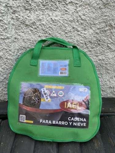 Par de cadenas para nieve y barro