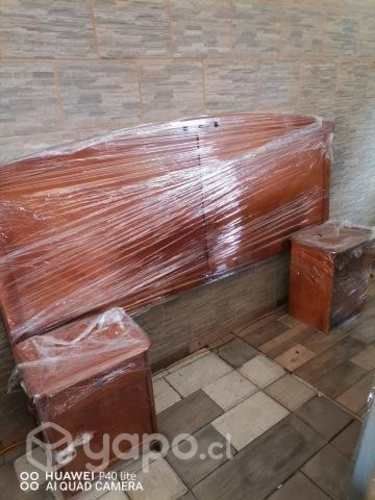 Respaldo Super King con veladores madera fina
