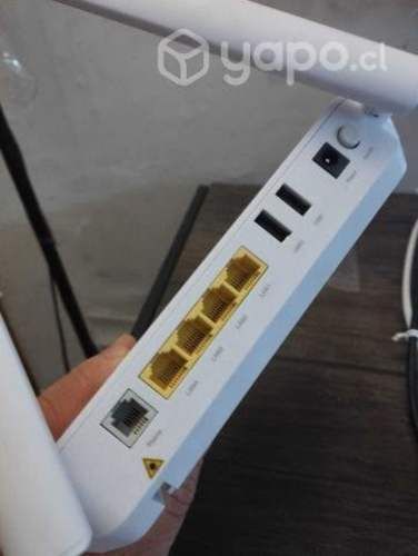 Router fibra optica - fiberhome