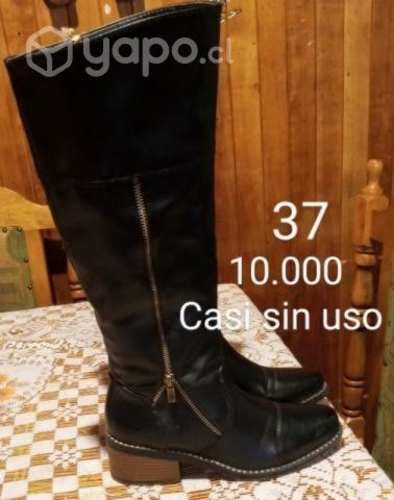 Botas