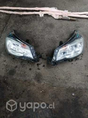 Optico derecho o izquierdo subaru forester 2017