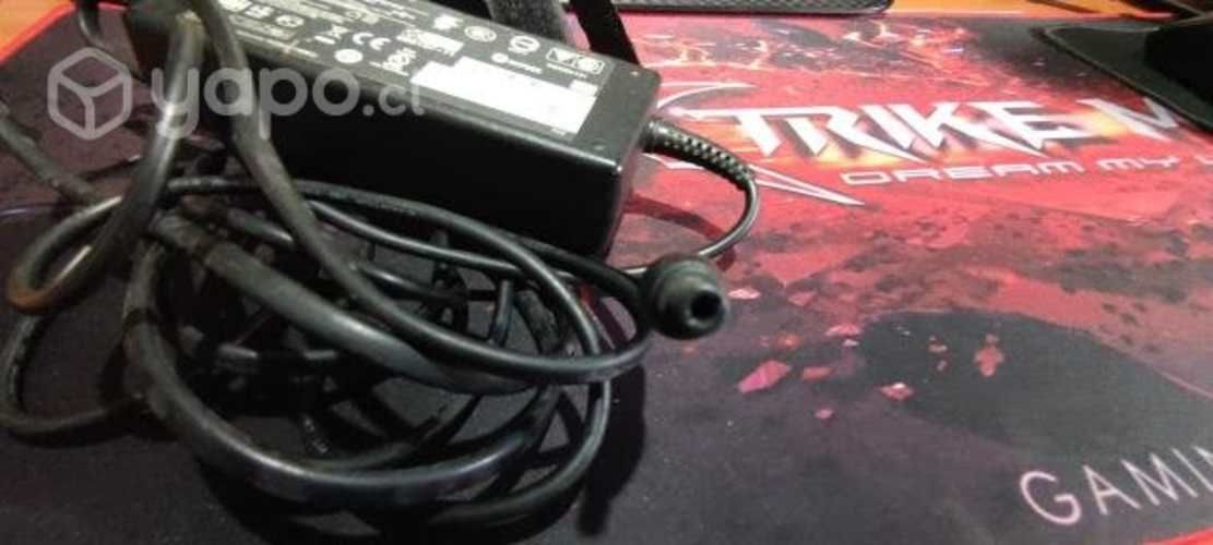 Cargador de notebook Toshiba