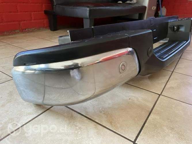 Parachoque Trasero Chevrolet Colorado 2021