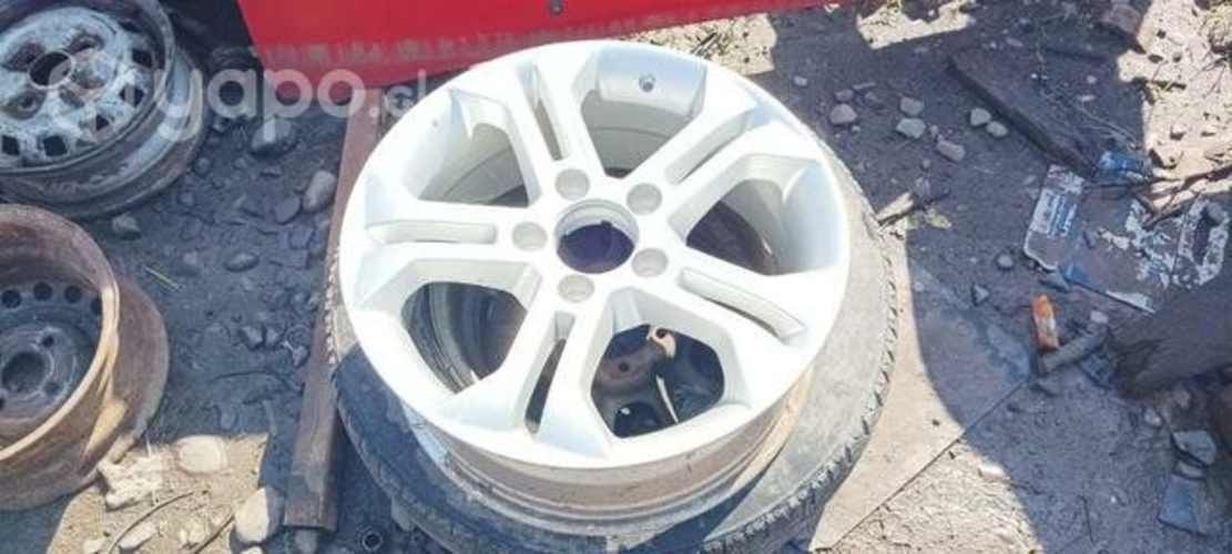 Llanta de sanyong original nueva año 2022