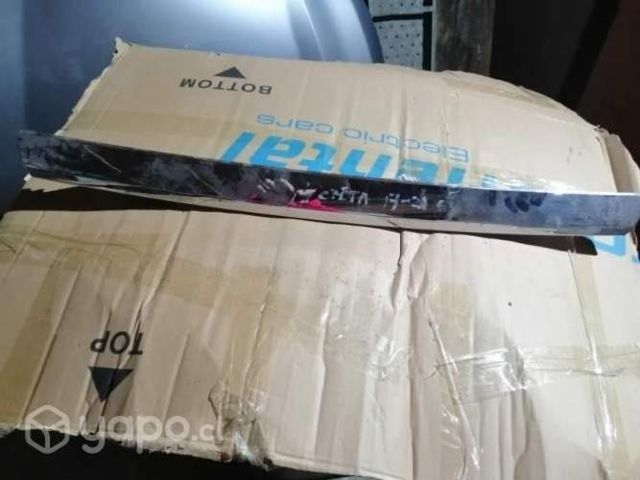 Moldura portalón Nissan Creta