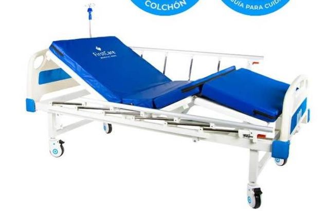 Cama clínica con colchón