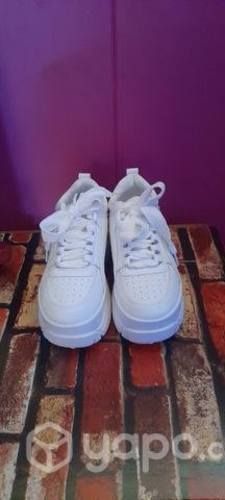 Zapatillas plataformas nuevas